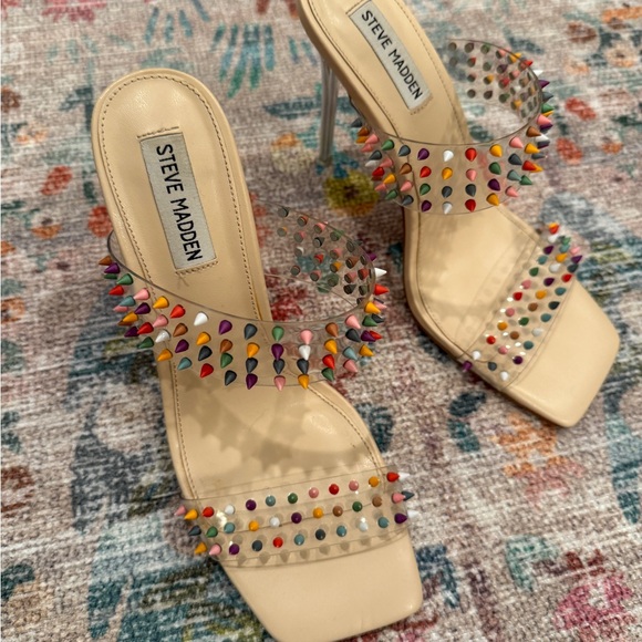 Steve Madden Beige Heels with Multicolor Studs - Picture 1 of 4